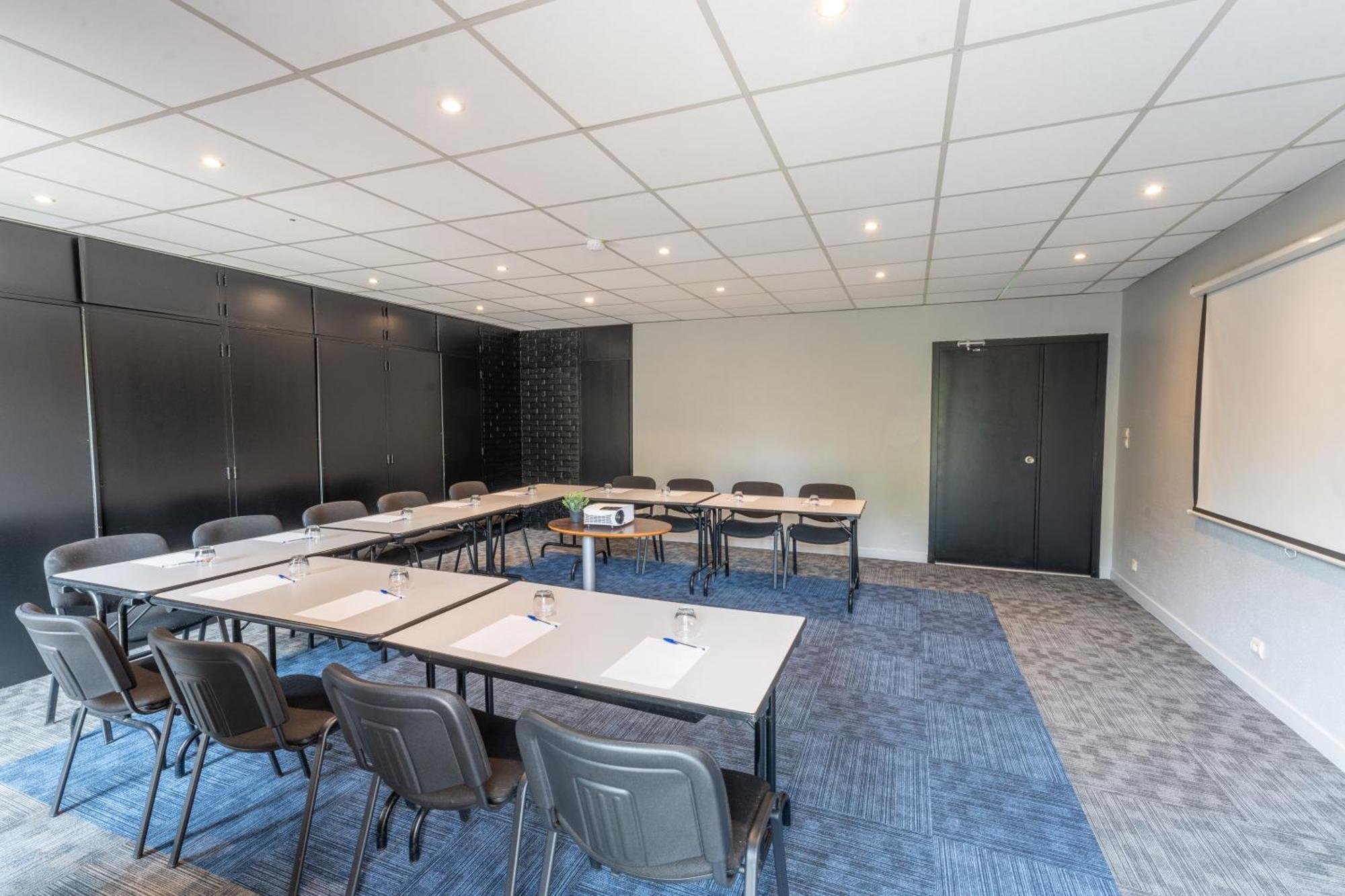 Design Resto Novo Hotel 2*